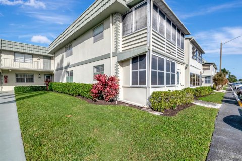 Condo in Delray Beach, Florida, 1 bedroom  № 2081683 - photo 2