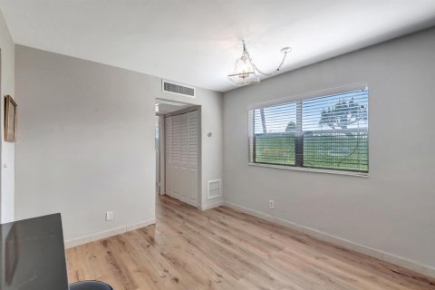 Condo in Delray Beach, Florida, 1 bedroom  № 2081683 - photo 14