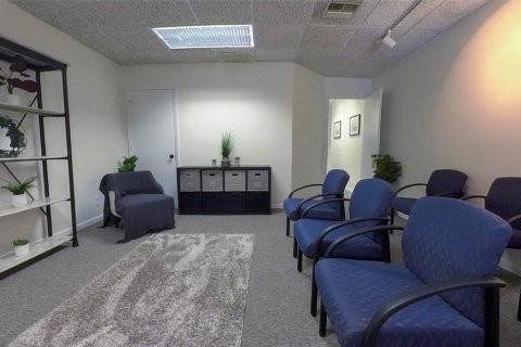 Immobilier commercial à louer à Sunrise, Floride № 1172812 - photo 1