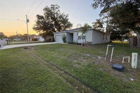 Casa en venta en Kissimmee, Florida, 4 dormitorios, 174.1 m2 № 2167198 - foto 3