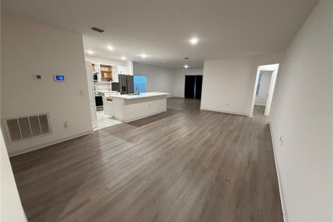 Casa en venta en Kissimmee, Florida, 4 dormitorios, 174.1 m2 № 2167198 - foto 6