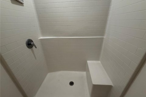 Casa en venta en Kissimmee, Florida, 4 dormitorios, 174.1 m2 № 2167198 - foto 14