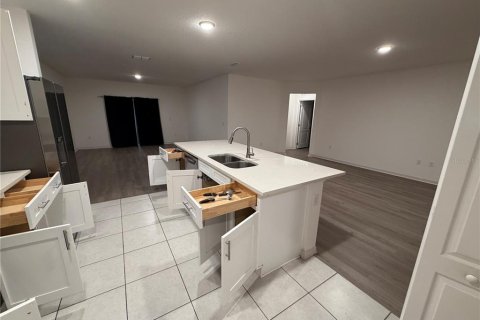 Casa en venta en Kissimmee, Florida, 4 dormitorios, 174.1 m2 № 2167198 - foto 20