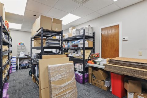Propiedad comercial en venta en Orlando, Florida, 490.71 m2 № 1747162 - foto 14