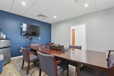 Propiedad comercial en venta en Orlando, Florida, 490.71 m2 № 1747162 - foto 29