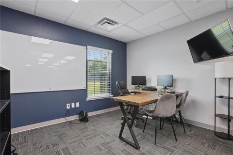 Propiedad comercial en venta en Orlando, Florida, 490.71 m2 № 1747162 - foto 16