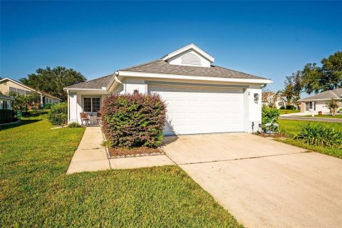 House in Ocala, Florida 2 bedrooms, 98.66 sq.m. № 2214884