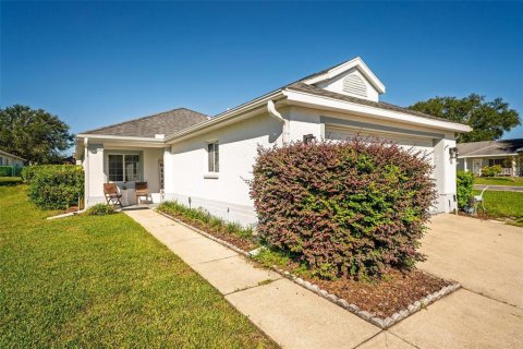 House in Ocala, Florida 2 bedrooms, 98.66 sq.m. № 2214884 - photo 3