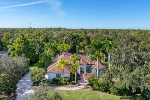 Casa en Bradenton, Florida 3 dormitorios, 287.72 m2 № 2116870