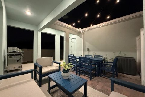 Townhouse in Winter Garden, Florida 3 bedrooms, 141.95 sq.m. № 1875992 - photo 3