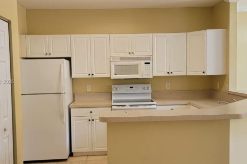 Снять в аренду кондоминиум в Мирамар, Флорида 1 спальня, 73.39м2, № 1887252 - фото 10