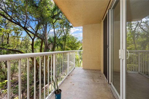 Condo in Dania Beach, Florida, 2 bedrooms  № 1756642 - photo 4
