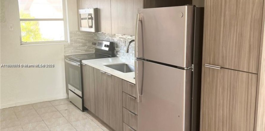 Appartement à Hialeah, Floride 2 chambres, 65.96 m2 № 1941047