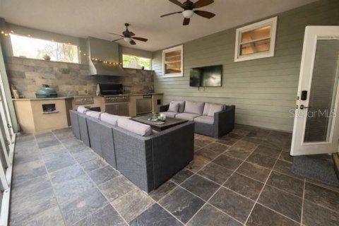 House in Brandon, Florida 3 bedrooms, 214.05 sq.m. № 2316809 - photo 17