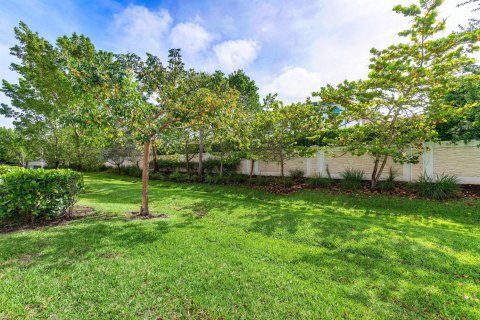 Townhouse in Lake Worth, Florida 3 bedrooms, 179.39 sq.m. № 2086784 - photo 28