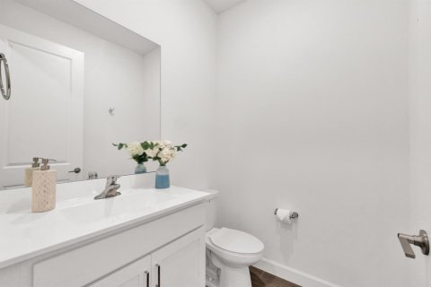 Townhouse in Lake Worth, Florida 3 bedrooms, 179.39 sq.m. № 2086784 - photo 14
