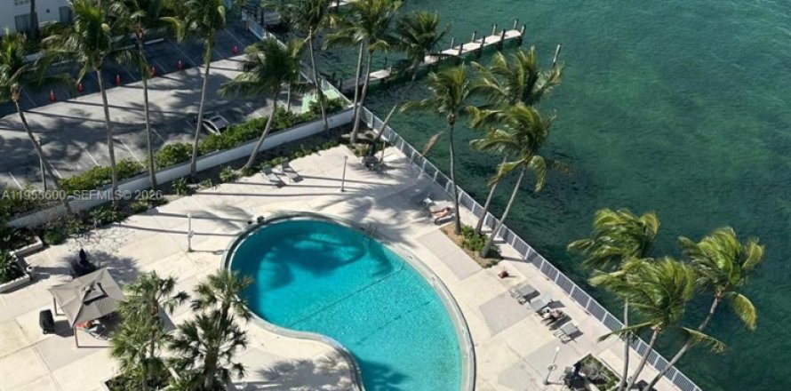 Condominio en North Bay Village, Florida, 1 dormitorio  № 2054913