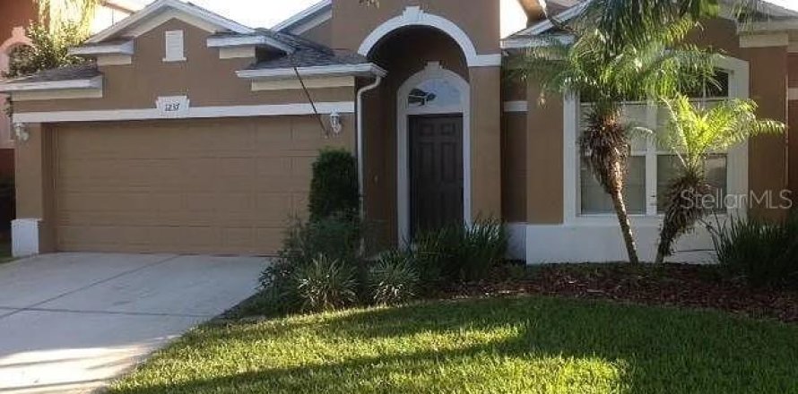 House in Winter Garden, Florida 4 bedrooms, 204.11 sq.m. № 2092445