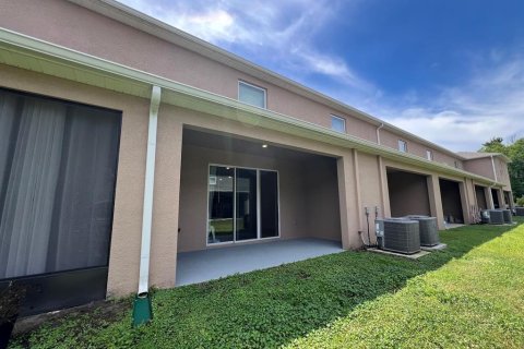 Townhouse in Davenport, Florida 3 bedrooms, 159.79 sq.m. № 1787572 - photo 28