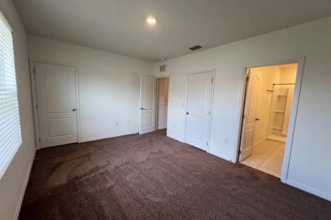 Townhouse in Davenport, Florida 3 bedrooms, 159.79 sq.m. № 1787572 - photo 11