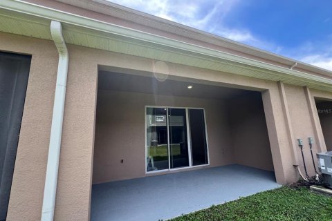 Townhouse in Davenport, Florida 3 bedrooms, 159.79 sq.m. № 1787572 - photo 29