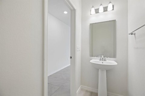 Townhouse in Lake Wales, Florida 3 bedrooms, 144.65 sq.m. № 2375552 - photo 10