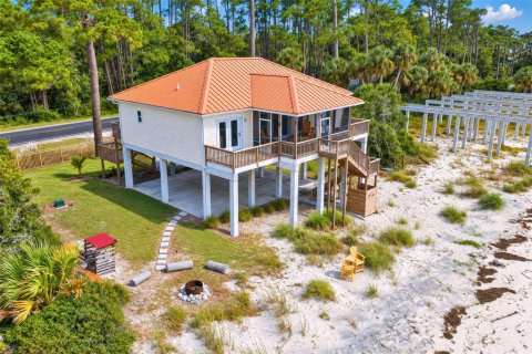 Villa ou maison à vendre à Carrabelle, Floride: 3 chambres, 125.42 m2 № 2409944 - photo 4