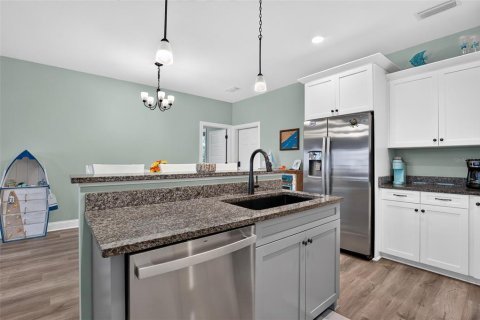 Villa ou maison à vendre à Carrabelle, Floride: 3 chambres, 125.42 m2 № 2409944 - photo 16