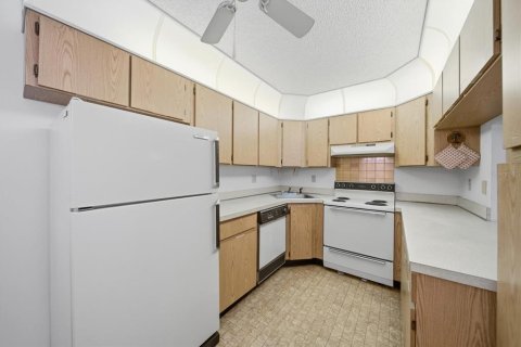 Condominio en venta en Tarpon Springs, Florida, 2 dormitorios, 96.71 m2 № 2098092 - foto 6