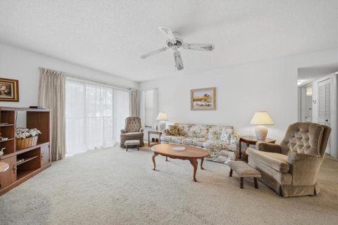 Condominio en venta en Tarpon Springs, Florida, 2 dormitorios, 96.71 m2 № 2098092 - foto 2