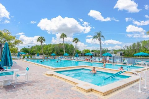 Condominio en venta en Tarpon Springs, Florida, 2 dormitorios, 96.71 m2 № 2098092 - foto 25