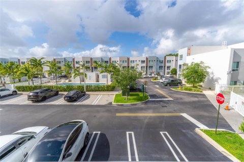Condominio en venta en Miami, Florida, 2 dormitorios, 129.32 m2 № 2186059 - foto 17