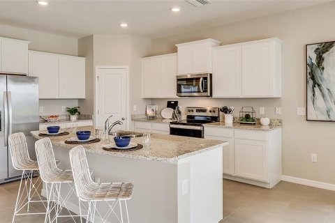 House in Parrish, Florida 4 bedrooms, 189.99 sq.m. № 1776591 - photo 3