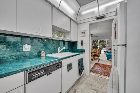 Condo in Winter Park, Florida, 3 bedrooms  № 1766013 - photo 8