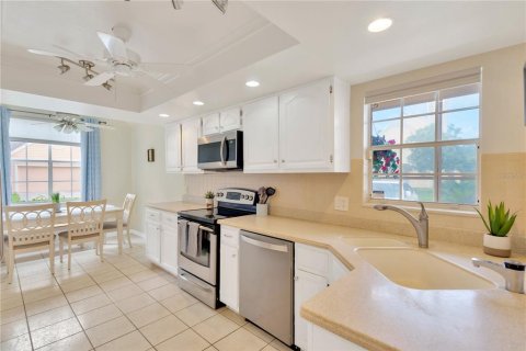 Copropriété à vendre à Valrico, Floride: 3 chambres, 175.68 m2 № 1807397 - photo 11