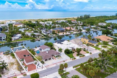 House in Sarasota, Florida 3 bedrooms, 167.13 sq.m. № 2360448