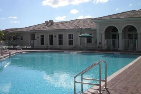 Touwnhouse à louer à Tamarac, Floride: 3 chambres, 134.34 m2 № 2038153 - photo 16