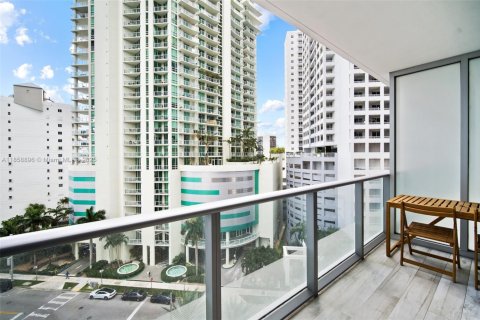 Condo in Miami, Florida  № 1888365 - photo 14