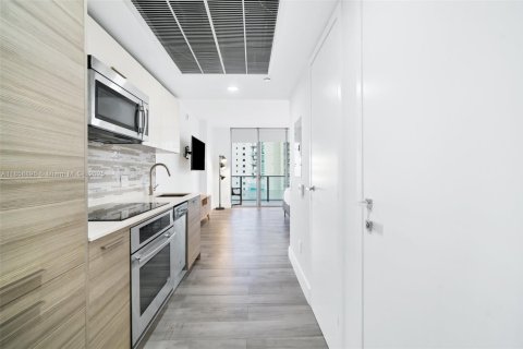 Condo in Miami, Florida  № 1888365 - photo 7