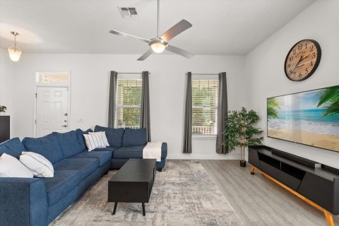 Casa en venta en Orlando, Florida, 3 dormitorios, 170.75 m2 № 1911861 - foto 16