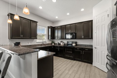 Casa en venta en Orlando, Florida, 3 dormitorios, 170.75 m2 № 1911861 - foto 13