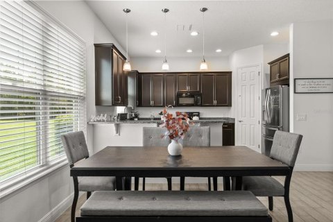 Casa en venta en Orlando, Florida, 3 dormitorios, 170.75 m2 № 1911861 - foto 12