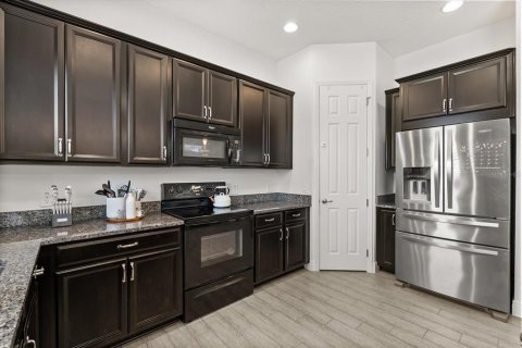 Casa en venta en Orlando, Florida, 3 dormitorios, 170.75 m2 № 1911861 - foto 14