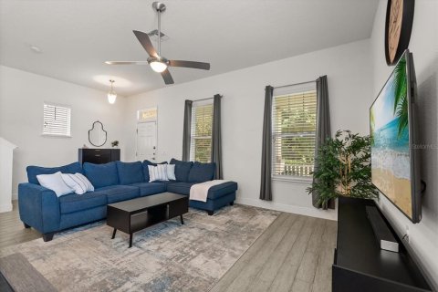 Casa en venta en Orlando, Florida, 3 dormitorios, 170.75 m2 № 1911861 - foto 15
