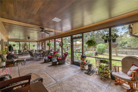 House in Inverness, Florida 3 bedrooms, 198.81 sq.m. № 2200498 - photo 30