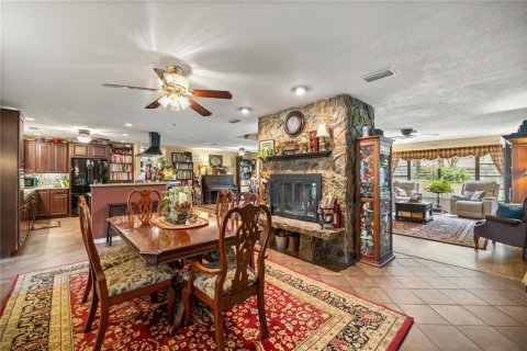House in Inverness, Florida 3 bedrooms, 198.81 sq.m. № 2200498 - photo 10
