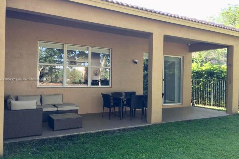 Casa en alquiler en Weston, Florida, 4 dormitorios, 201.78 m2 № 1934855 - foto 4