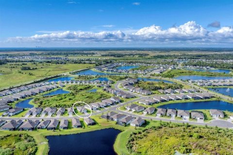 House in Parrish, Florida 2 bedrooms, 130.06 sq.m. № 2236860 - photo 5