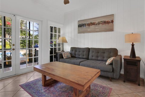 Casa en alquiler en Oakland Park, Florida, 3 dormitorios, 150.32 m2 № 1998974 - foto 9