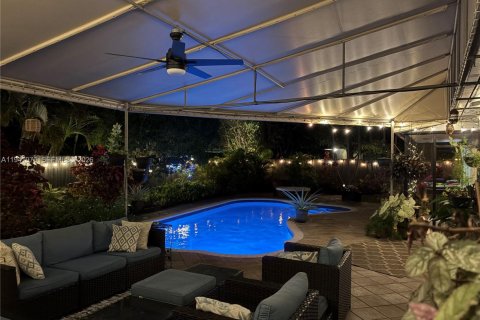 Casa en alquiler en Oakland Park, Florida, 3 dormitorios, 150.32 m2 № 1998974 - foto 30